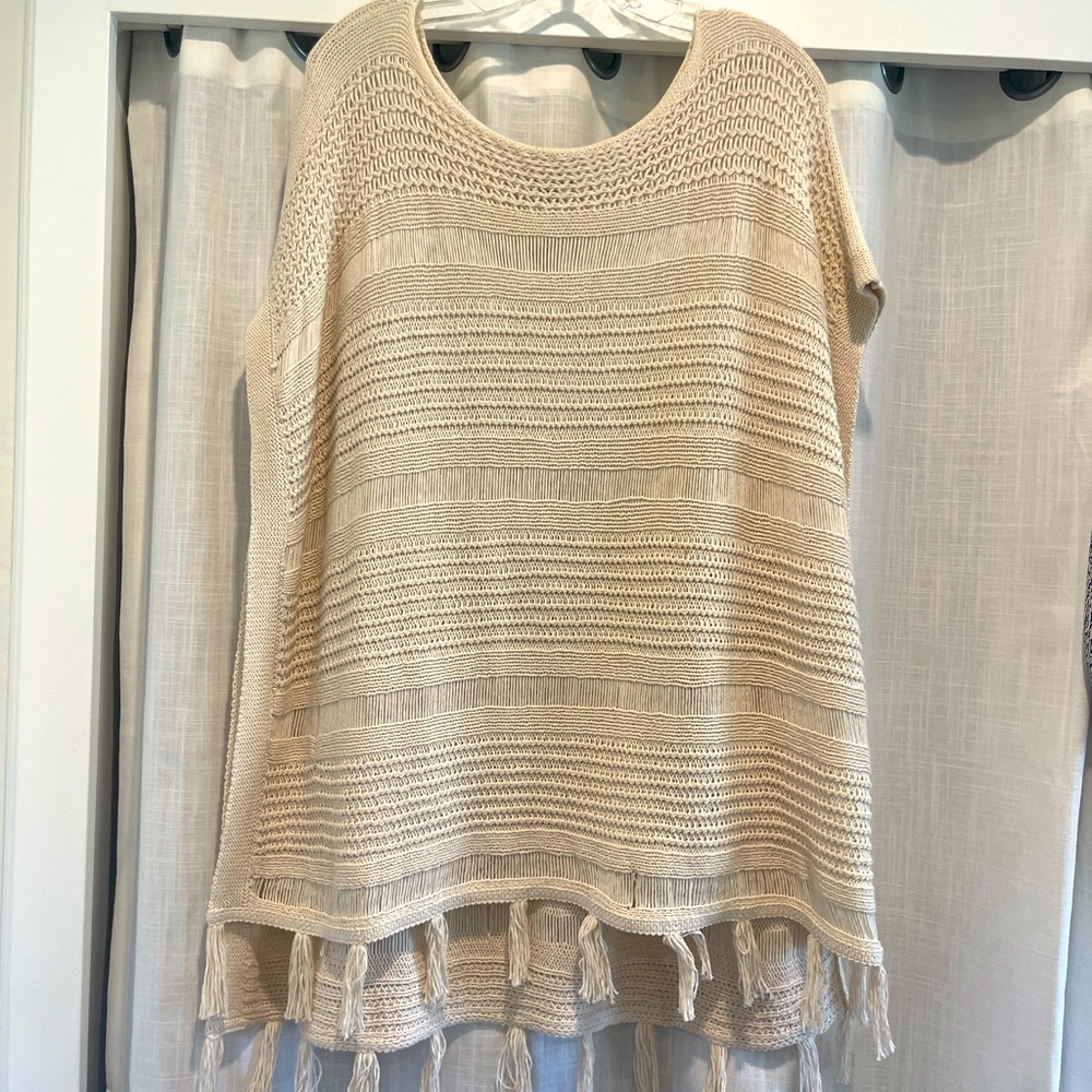LUCKY Brand Cream Coastal Open Weave Pullover Poncho w/Tassel Detail